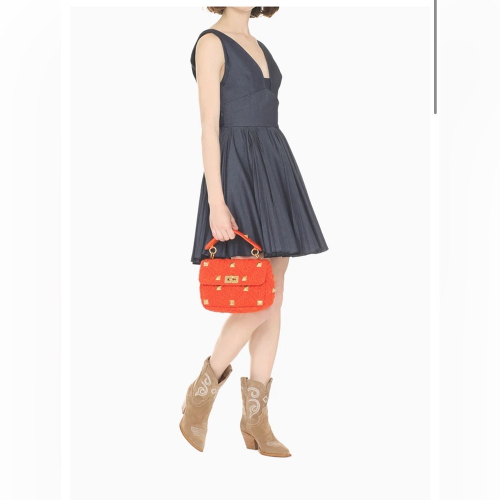 Chic White Sleeveless Mini Dress